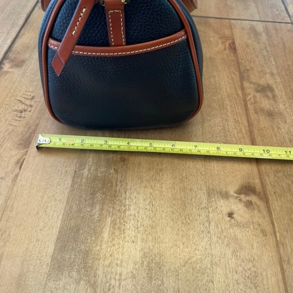 Dooney and Bourke - Picture 7 of 7